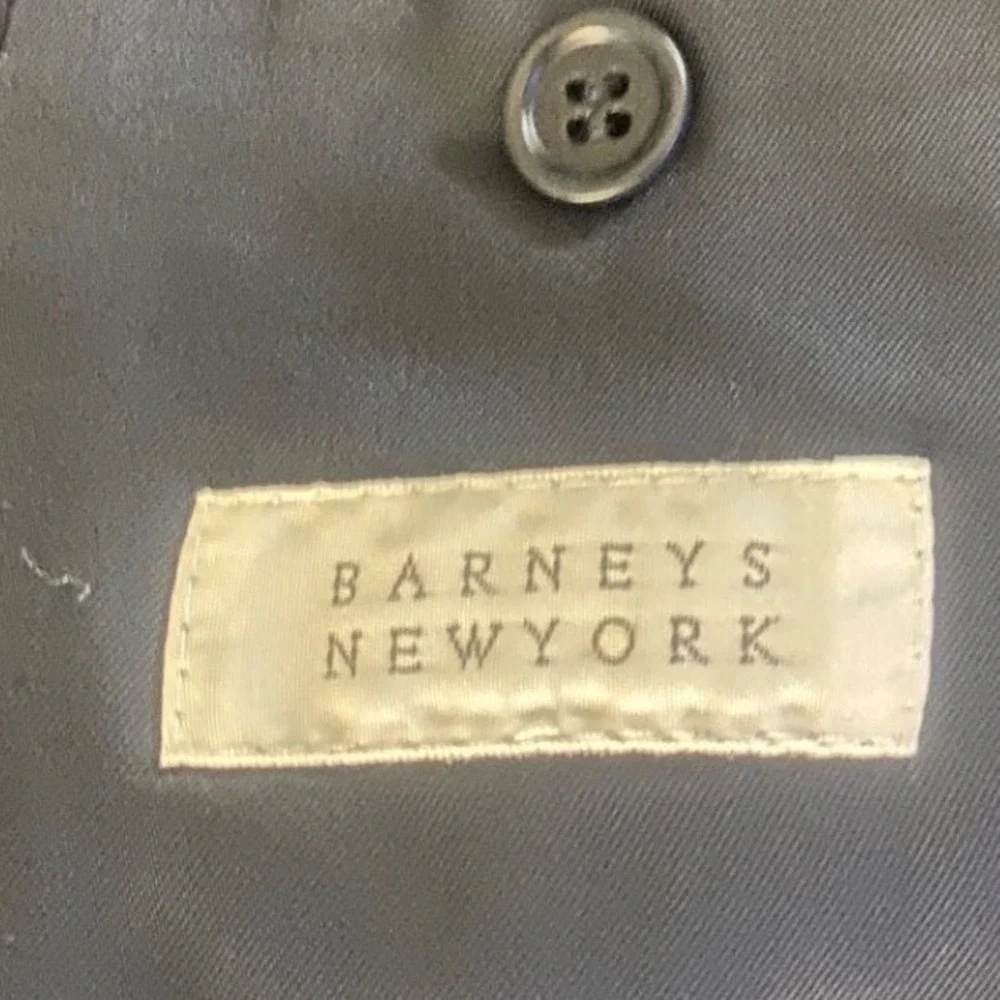 Barney New York Mens‎ Navy Blue Pinstripe 2 Piece Suit Two Button Blazer